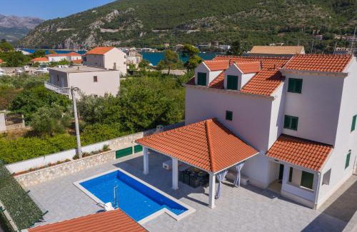 Mokosica Villa | Villa Larum