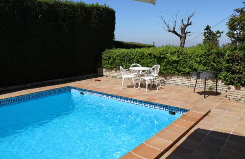 Barrio de la Vega Villa | Villa Las Catalpas