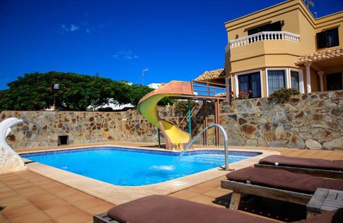 Tias Villa | VILLA LAS CUEVAS