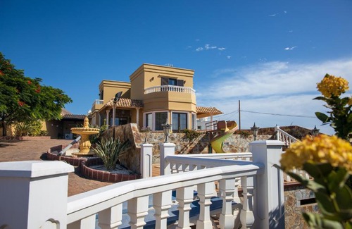 Tias Villa | VILLA LAS CUEVAS