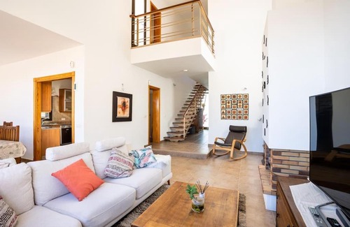 Guimar Villa | Villa Las Flores, private pool by Edén Rentals