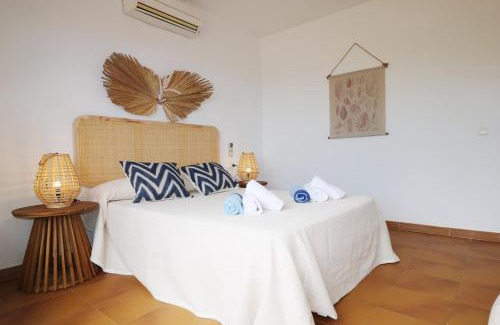 Arenal d'en Castell Casa | Villa LAS MARINAS - 3, con piscina privada y a 5 minutos de la playa