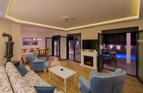 Lapcici Villa | Villa Latina 2