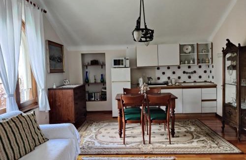 Lierna Cama Y Desayuno | Villa Laura