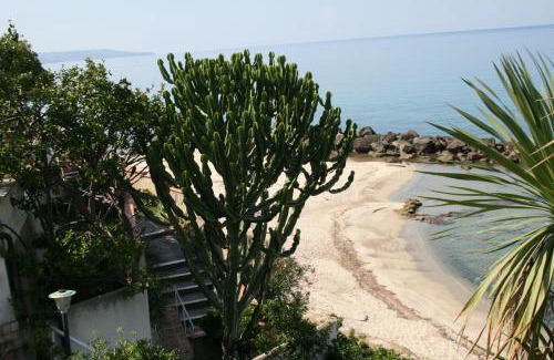 Pizzo Apartamento | Villa Laura - sul mare