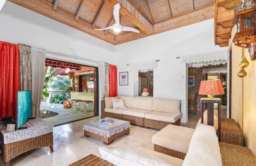 Savaneta Casa | Villa Laurence - Steps To Ocean Bliss By Lucha
