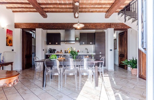 Calenzano Villa | Villa en Croci Di Calenzano con 4 habitaciones, capacidad 10