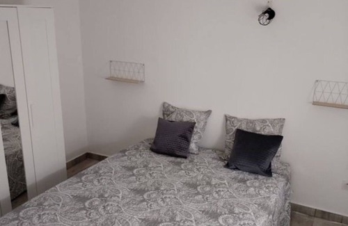 Meounes-les-Montrieux Villa | Villa 'Le Bastidon' with Pool, Garden, Terrace & Wi-Fi