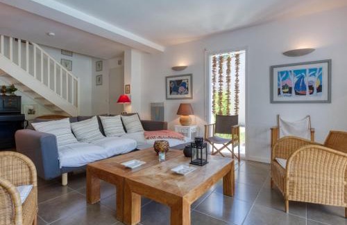 Lacanau Villa | Villa Le Lac by Interhome