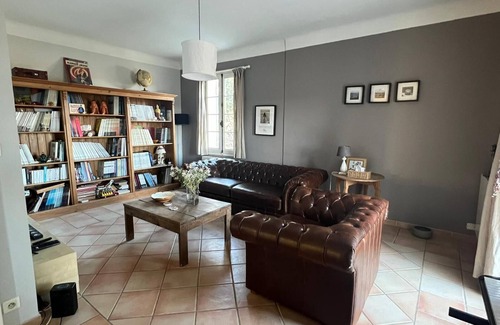Puyvert Villa | Villa 'Le Samaro' con vistas a la montaña, piscina privada y Wi-Fi
