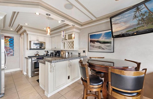 Laguna Beach Villa | Villa Leone at the Retreat in Laguna Beach