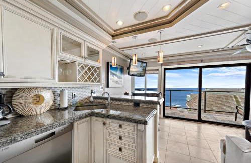 Laguna Beach Villa | Villa Leone at the Retreat in Laguna Beach