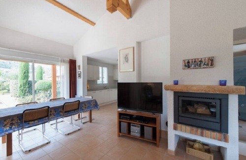 Vallon-Pont-d'Arc Casa | Villa Les Mazes, with private heated pool