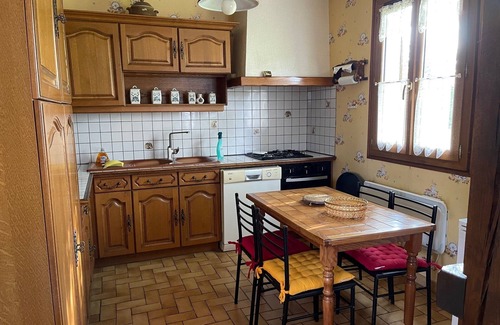 Genouilly Villa | Villa les Sceps - 6 people - Pets allowed