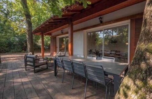 Pyla-sur-Mer Villa | Villa Les Violettes a stone's throw from the beach