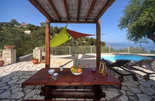 Longos Villa | Villa Levrecchio