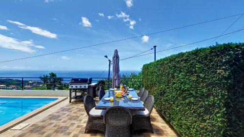 Canhas Casa | Villa Liana by LovelyStay