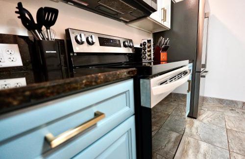 Crescent Beach Casa | Villa Lidō -2BR Coastal Charm - Stargaze & Beach Walks