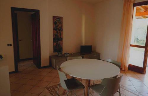 San Felice del Benaco Apartamento | Villa Lidia - tra il verde e l’azzurro.