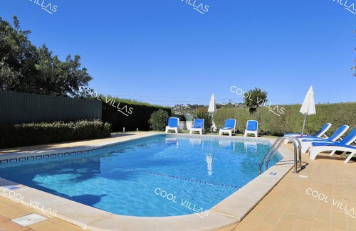 Sesmarias Villa | Villa Lilac - walking distance to beach