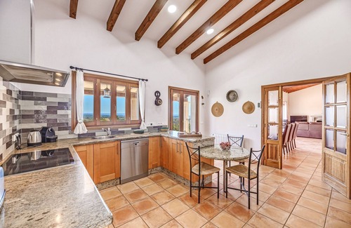 Sa Coma Villa | Villa Liman con vistas al mar, vistas a la montaña, Wi-Fi, piscina, terraza, balcón y jardín