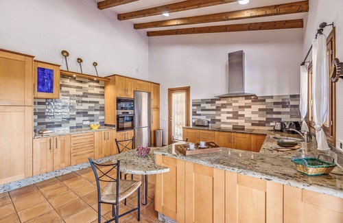Sa Coma Villa | Villa Liman con vistas al mar, vistas a la montaña, Wi-Fi, piscina, terraza, balcón y jardín