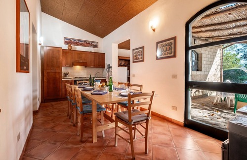 Capalbio Villa | Villa 'Lime Tree' con jardín privado y Wi-Fi