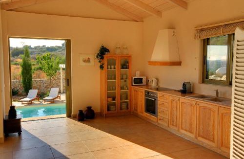 Karavados Villa | Villa Linatela Ideales Resort
