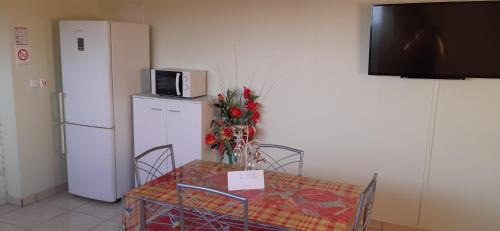 Riviere-Salee Apartamento | Villa Lineddy