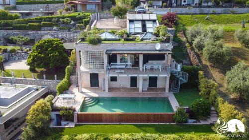 Villanuova sul Clisi Villa | Villa Livia Luxury