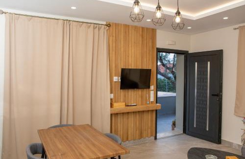 Nea Potidaia Casa | Villa Llanaj Residence 5 by Luxlikehome