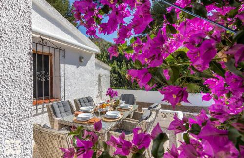 El Portet Villa | Villa Llum by Abahana Villas