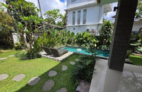 Kedewatan Villa | Villa Logangin