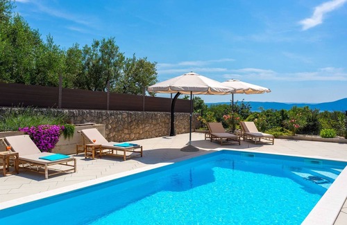 Nenadici Villa | Villa Loni with Pool & Seaview