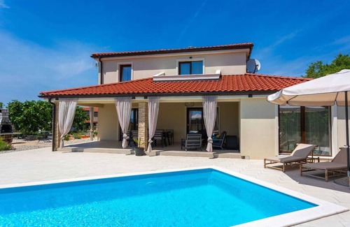 Nenadici Villa | Villa Loni with Pool & Seaview