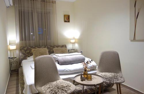 Stari Grad Hotel | Villa Loop Beograd