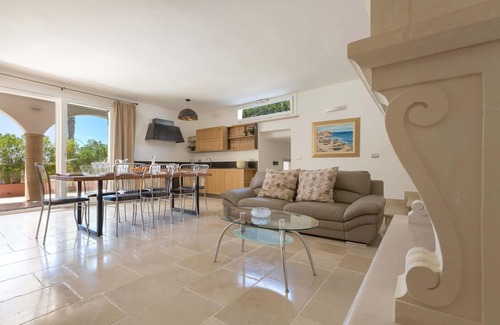 Parabita Casa | Villa Loran