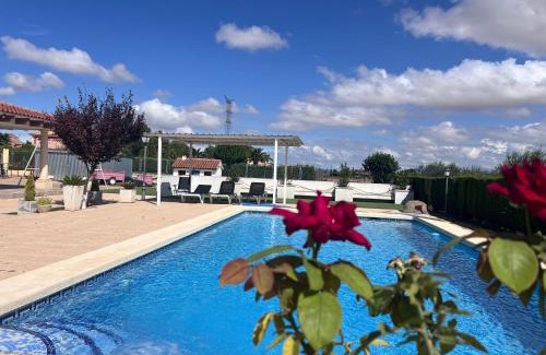 Yecla Casa | Villa Los Baños, piscina privada