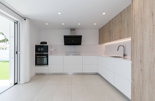 Miami Platja Villa | VILLA LOS DADOS: 4 dormitorios, piscina privada, jacuzzi y barbacoa