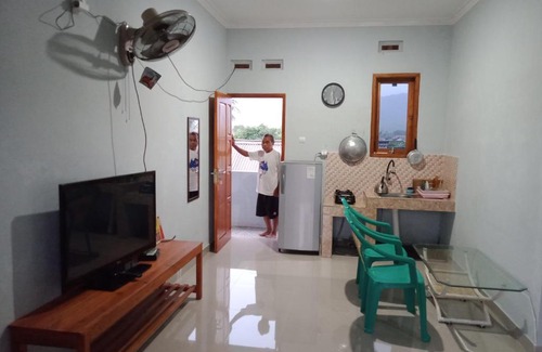 Pelabuhan Ratu Casa | Villa Losso famili