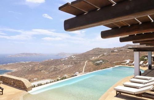 Tbilisi Casa | Villa Louise Catered provided