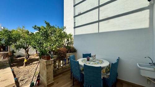 Tarxien Casa | Villa Lu Bartolo - Room Lily