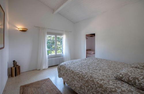 Saint-Georges-d'Orques Villa | Villa Lumineuse avec Piscine Chambres OU Villa