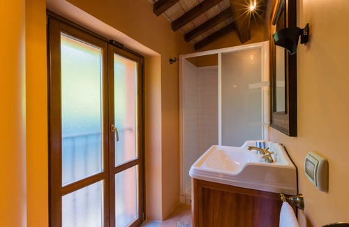 Pesaro Villa | Villa Luna with pool in Pesaro, surrounded by the beauty of Monte San Bartolo