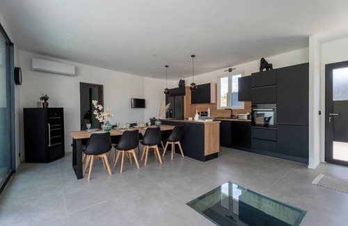 La Bouverie Casa | Villa Lujo & Eco Sueño y Naturaleza Piscina y Spa