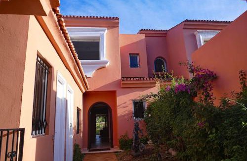 El Mansouria Villa | Villa luxueuse au centre du golf