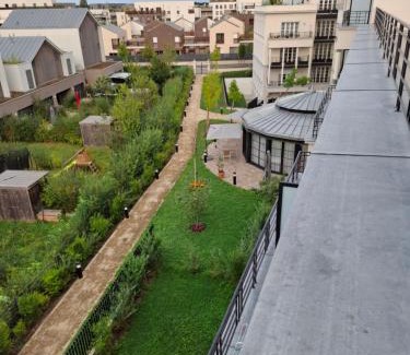 Saint-Cyr-l'Ecole Apartamento | Villa Médicis Versailles Saint-Cyr-l'Ecole