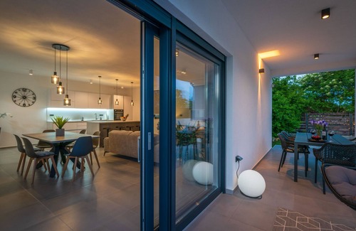 Prodol Casa | Villa 'M' by Interhome