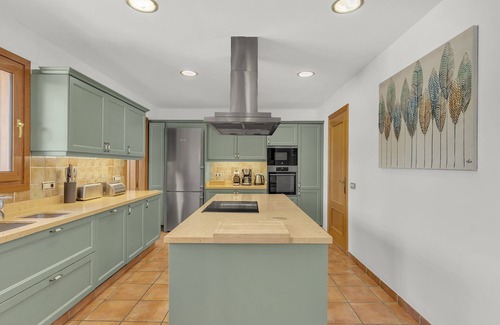San Pedro de Alcántara Villa | Villa Magnolia