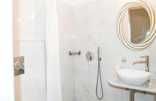 Kamari Apartamento | Villa Maina